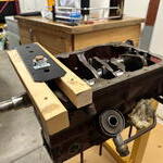 Setup for extracting the bearing caps